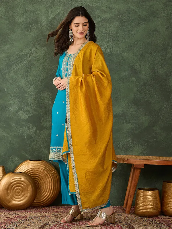 Sky_Blue_Kurta_Set_With_Dupatta__Traditional_Ethnic