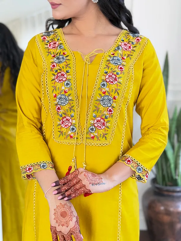 Mustard_Salwar_Suit_with_Printed_Dupatta__3