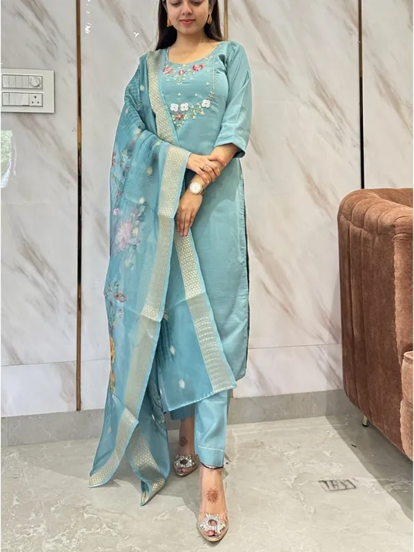 Firoji_blue_Embroidered_Salwar_Suit_Set_With_Floral_Dupatta