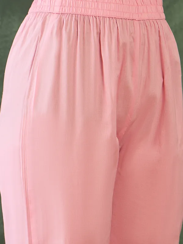 Peach_Kurta_Set_With_Embroidered_Details_And_Dupatta