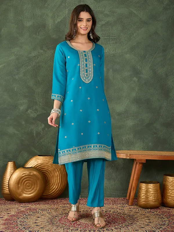Sky_Blue_Kurta_Set_With_Dupatta__Traditional_Ethnic