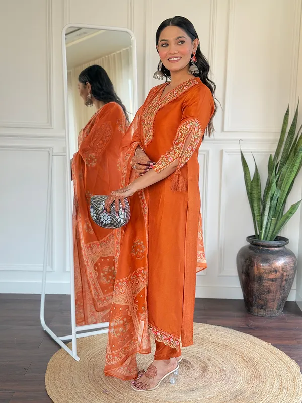 Women's_BSY_Viscose_Embroidered_Straight_Kurta_with_BSY_Viscose_Pant_And_Taby_Printed_Dupatta_Sets