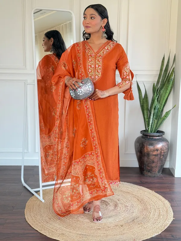 Women's_BSY_Viscose_Embroidered_Straight_Kurta_with_BSY_Viscose_Pant_And_Taby_Printed_Dupatta_Sets