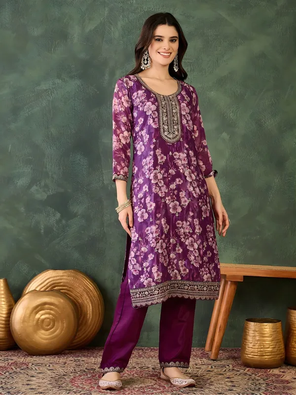 Purple_Ethnic_Kurta_Palazzo_Set_With_Floral_Border
