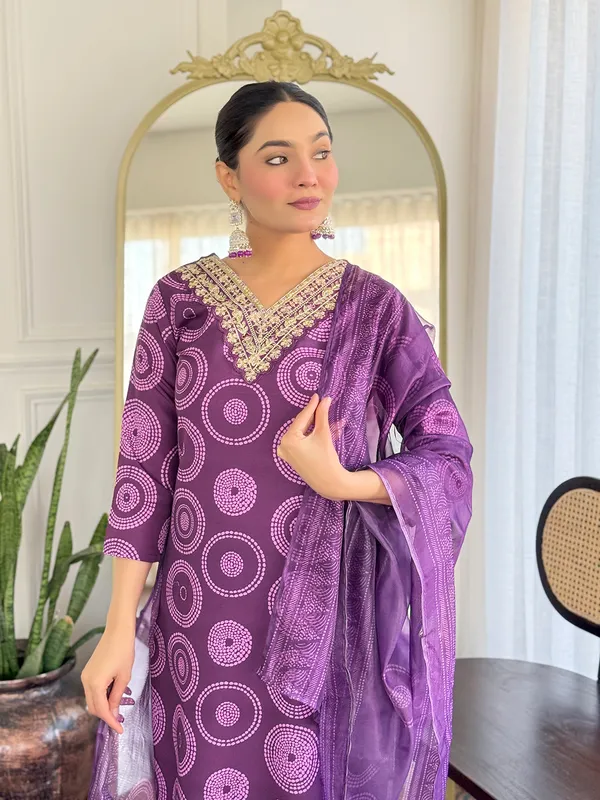 Purple_Print_Cotton_Suit_Set_With_Dupatta