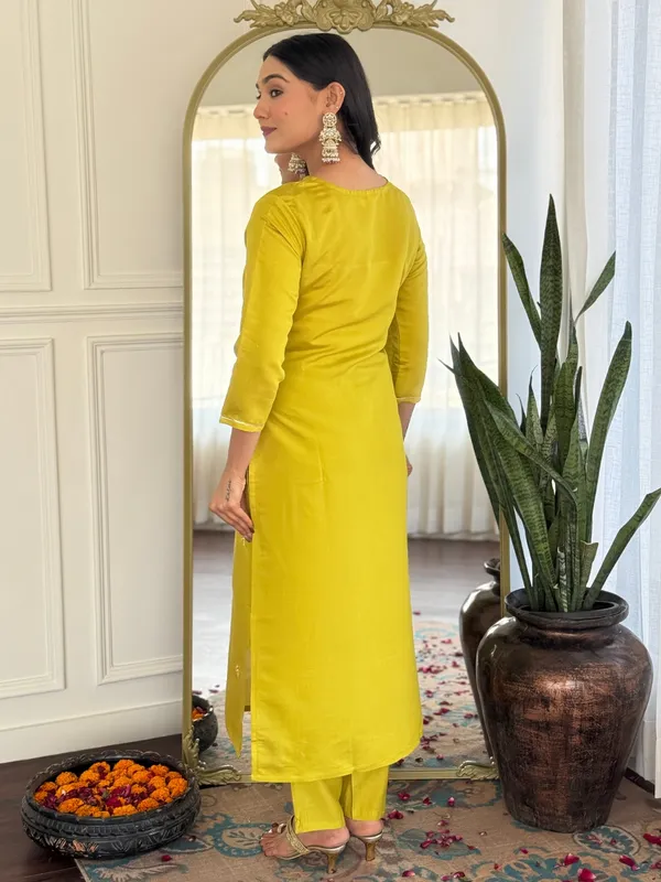 Women's_Yellow_Rayon_Embroidered_Straight_Kurta_with_Rayon_Pant_And_Taby_Printed_Dupatta_Sets