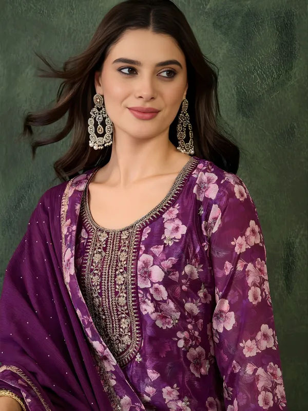 Purple_Ethnic_Kurta_Palazzo_Set_With_Floral_Border