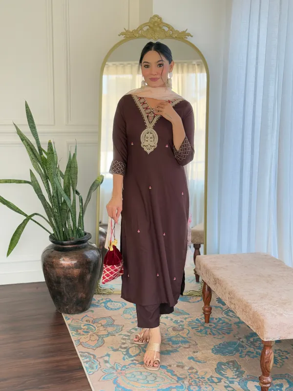 Coffee_Kurta_Set_With_Dupatta__Traditional_Ethnic