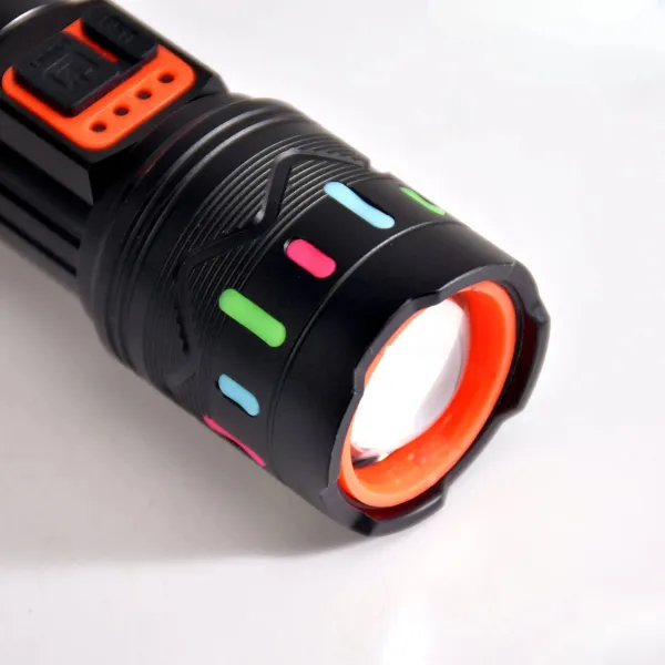 MZ_M920_Metal_Flashlight_-_150W_DSM,_180_Mins_Operating_Time,_Telescopic_Zoom,_Type-C_Charger