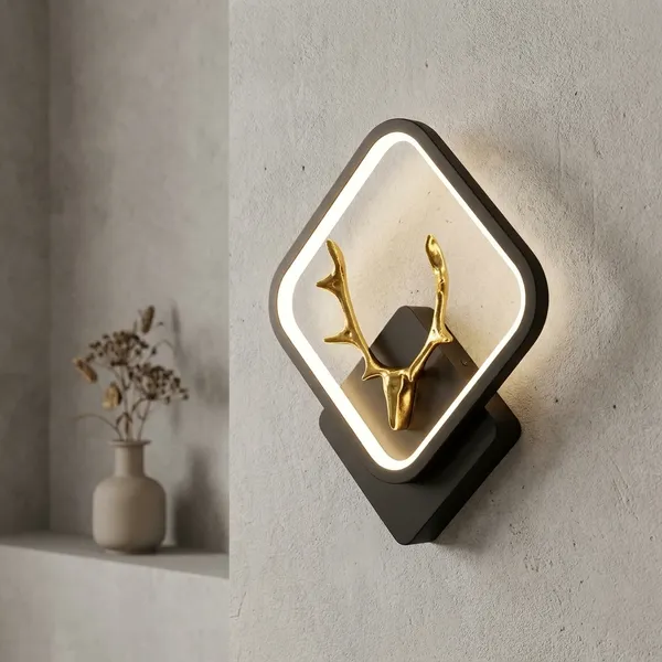 LCD1490_LED_3IN1_LP_644_Modern_Wall_Lamp_with_Decorative_Golden_Antler_Design