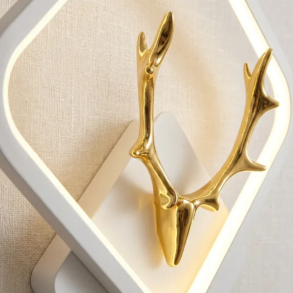 LCD1491_LED_3IN1_LP_644_-_Modern_Wall_Lamp_with_Golden_Antler_Design