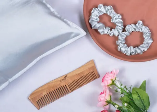Neem_Comb_And_Hair_Growth_Booster