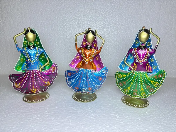 Handcrafted_Metal_Dancing_Lady_Figurines_-_Set_Of_3_(Multicolor)