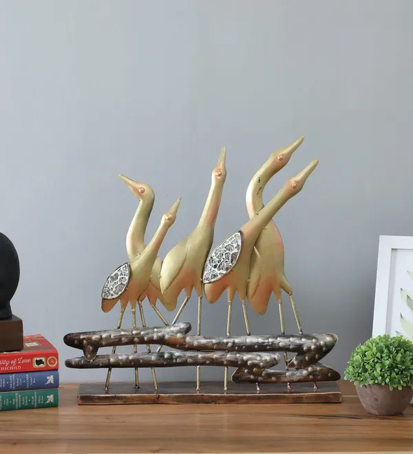 Decorative_Metal_Bird_Sculpture_Set_With_Wooden_Base_-_Handcrafted_Showpiece