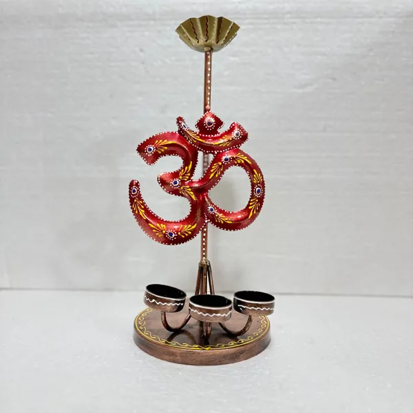 Decorative_Om_Symbol_Stand_With_Diya_Holders