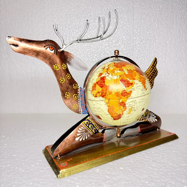 Decorative_Deer_Globe_Sculpture_With_Antlers_And_Wings