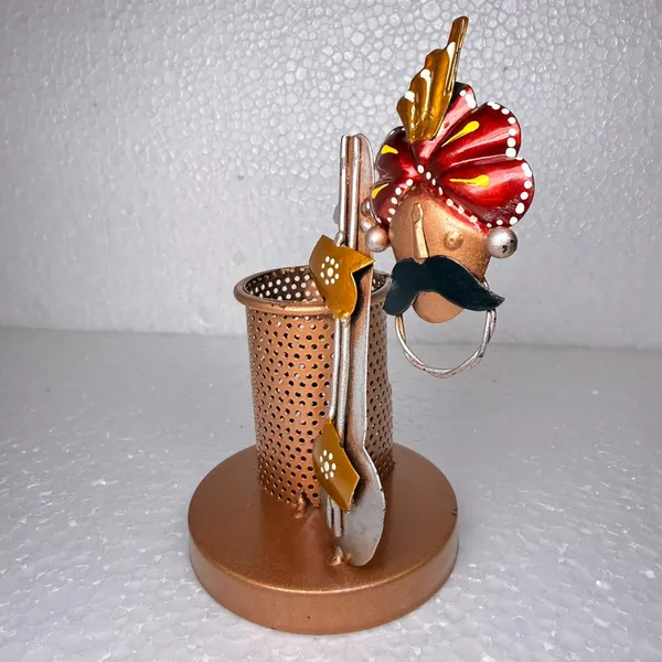 Decorative_Rajasthani_Man_Pen_Holder_With_Copper_Finish