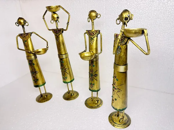 Brass_Metal_Figurine_Set_Of_4_-_Traditional_Handcrafted_Decorative_Showpieces