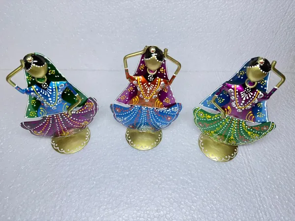 Handcrafted_Metal_Dancing_Lady_Figurines_-_Set_Of_3_(Multicolor)