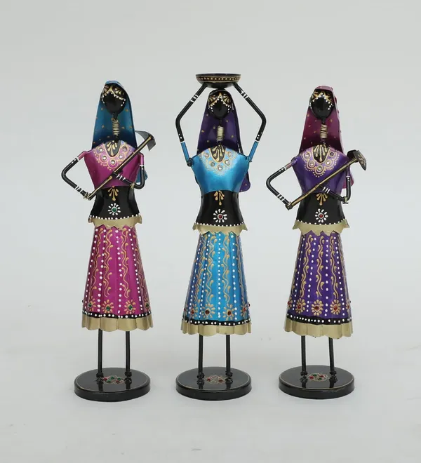 Decorative_Metal_Figurines_Set_Of_3_-_Traditional_Women_Carrying_Pots