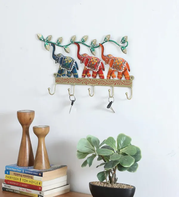 Decorative_Metal_Wall_Hanging_Key_Holder_With_Elephants_And_Tree_Design