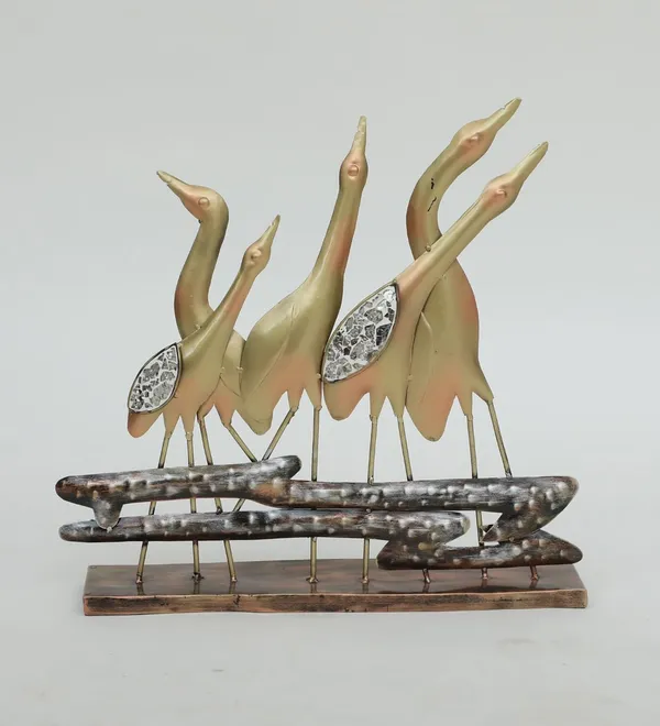 Decorative_Metal_Bird_Sculpture_Set_With_Wooden_Base_-_Handcrafted_Showpiece