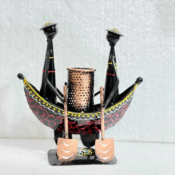 Decorative_Tribal_Couple_Pen_Stand_With_Copper_Finish