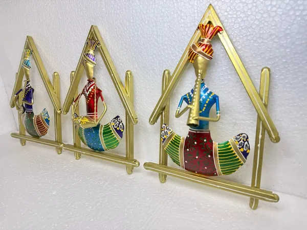 Handcrafted_Metal_Wall_Art_-_Set_Of_3_Musical_Women_Figurines_With_Traditional_Attire