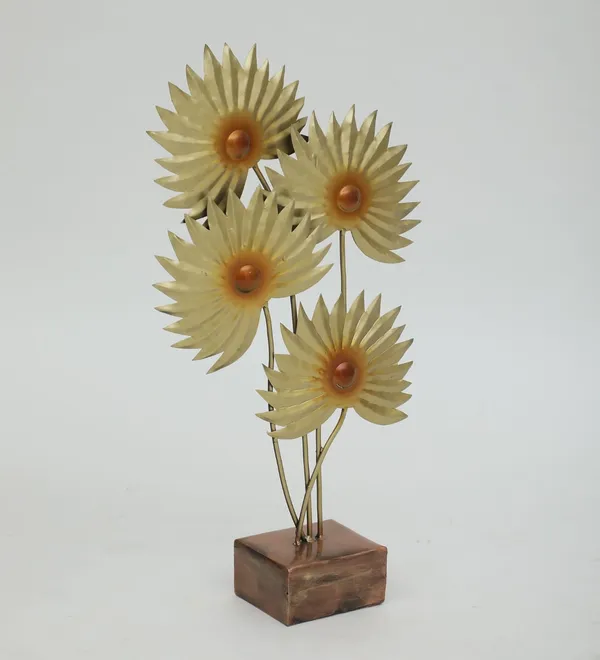 Golden_Metal_Flower_Sculpture_Set_With_Wooden_Base_-_Set_Of_4_Decorative_Flowers