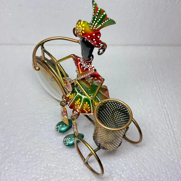 Vintage_Metal_Figurine_Bicycle_Clock_With_Pen_Holder_-_Decorative_Desk_Accessory