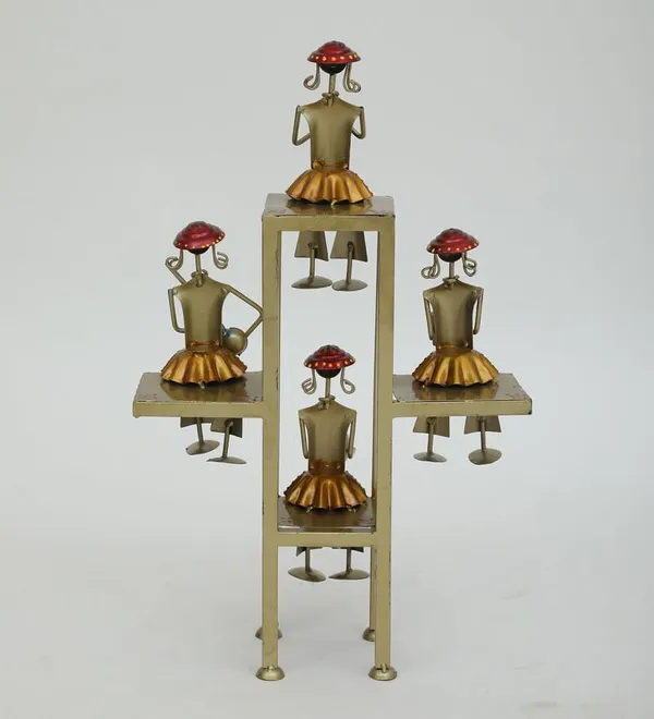 Decorative_Metal_Figurine_Display_Stand_With_Handcrafted_Dolls