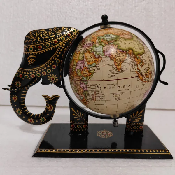 Decorative_Elephant_Globe_Holder_-_Antique_World_Map_Design