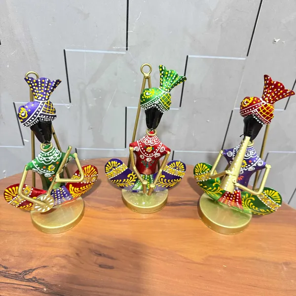 Handcrafted_Metal_Musician_Figurines_With_Decorative_Base_-_Set_Of_3