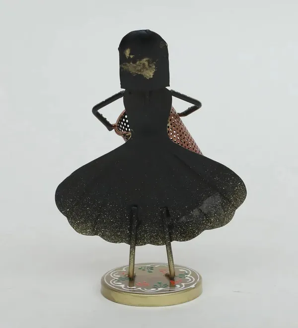 Handcrafted_Metal_Dancing_Lady_Pen_Stand_-_Decorative_Desk_Organizer