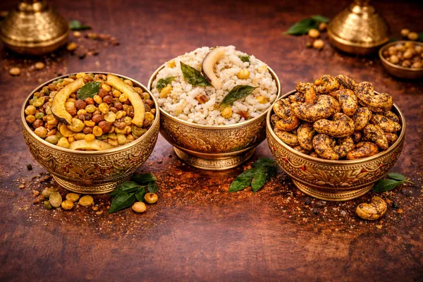Peppry_Cashew_W240,_Poha_Lite_And_Zaika_Blast_Sangam_Mix_Combo_Pack_Of_3
