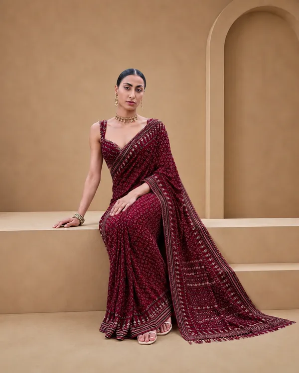 Havy_Soft_Fox_Georgette_Fabric_With_Beutiful_Prints_With_Beautiful_katdana_and_real_mirror_work