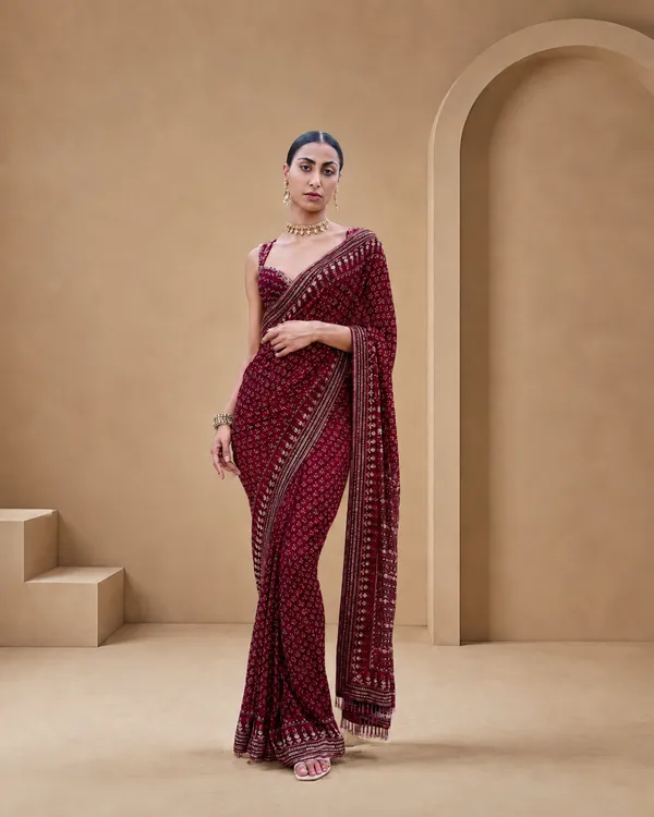 Havy_Soft_Fox_Georgette_Fabric_With_Beutiful_Prints_With_Beautiful_katdana_and_real_mirror_work