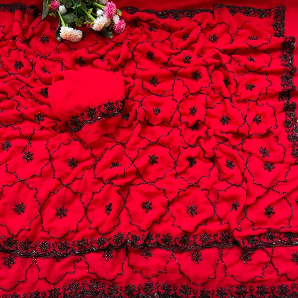 Pure_Fox_Geogate_With_Beautiful_Original_Black_Beeds_Work_with_Cut__work_border