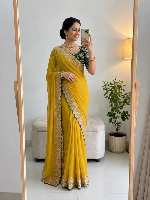 Pure_Star_Georgette_Sequence_Work_Saree_With_amazing_3_mm_C_Pallu_sequence_work_with_Cut__work_border