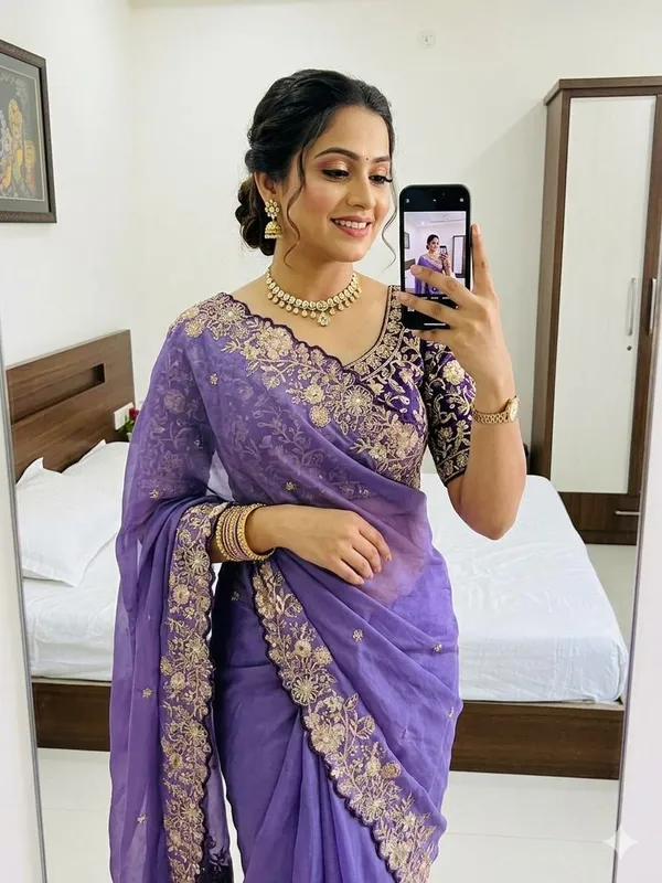 Pure_Star_Georgette_Sequence_Work_Saree_With_amazing_3_mm_C_Pallu_sequence_work_with_Cut__work_border