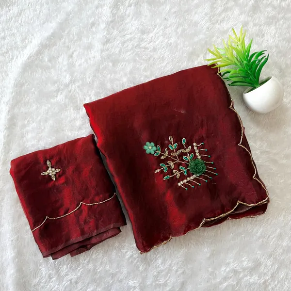Soft_Fandy_sattin_Cover_With_Beautiful_khatli_cut_Dena_Handwork_along_with_all_over_arco_bodar