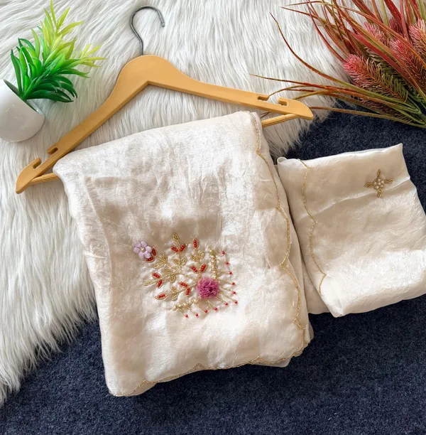Soft_Fandy_sattin_Cover_With_Beautiful_khatli_cut_Dena_Handwork_along_with_all_over_arco_bodar_