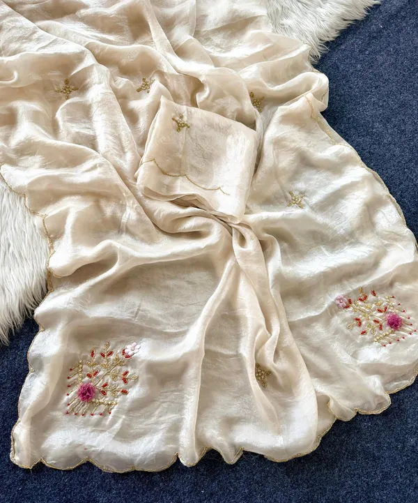 Soft_Fandy_sattin_Cover_With_Beautiful_khatli_cut_Dena_Handwork_along_with_all_over_arco_bodar_
