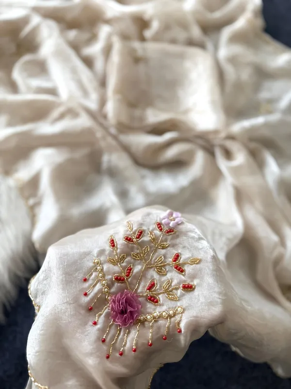 Soft_Fandy_sattin_Cover_With_Beautiful_khatli_cut_Dena_Handwork_along_with_all_over_arco_bodar_