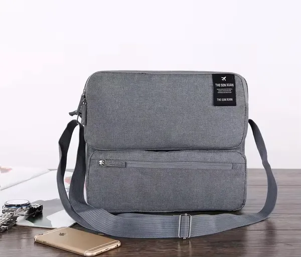 Stylish_Multi_Compartment_Travel_Shoulder_Bag