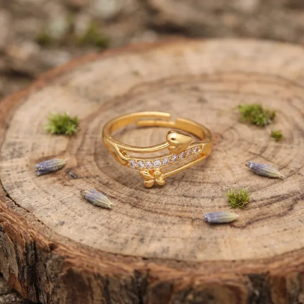 Adjustable_Gold_Plated_Premium_Ring_With_Diamond_Touch