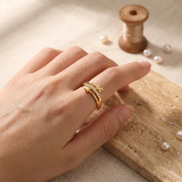 Adjustable_Gold_Plated_Premium_Ring_With_Diamond_Touch