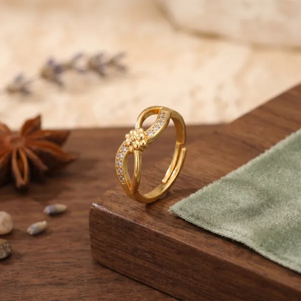 Beautiful_Gold_Plated_Ring_For_Girls_And_Womens