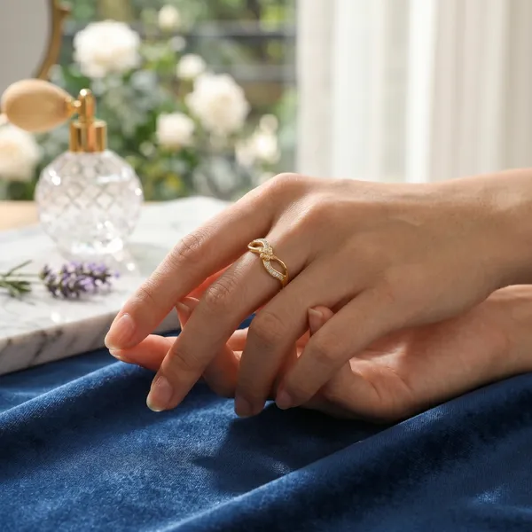 Beautiful_Gold_Plated_Ring_For_Girls_And_Womens