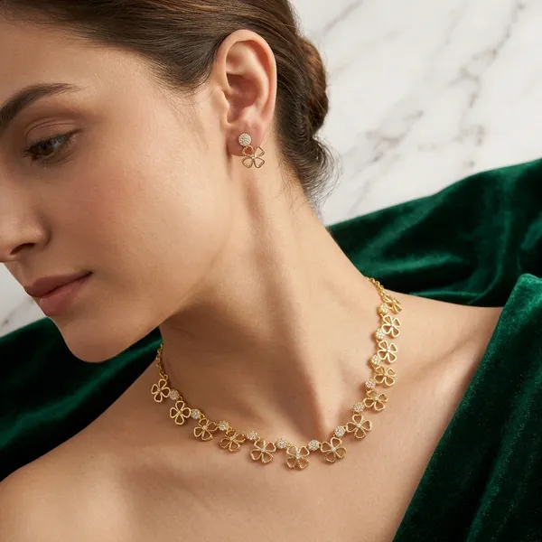 Floral_Necklace_Set_with_Matching_Earrings_for_Women